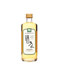 A 375 ml bottle of Korean rice wine (Geumsan Insamju - ginseng wine) with a gold cap and a white label featuring black calligraphy, set against a plain white background.

Geumsan Ginseng Wine - Geumsan Insamju - cultsool